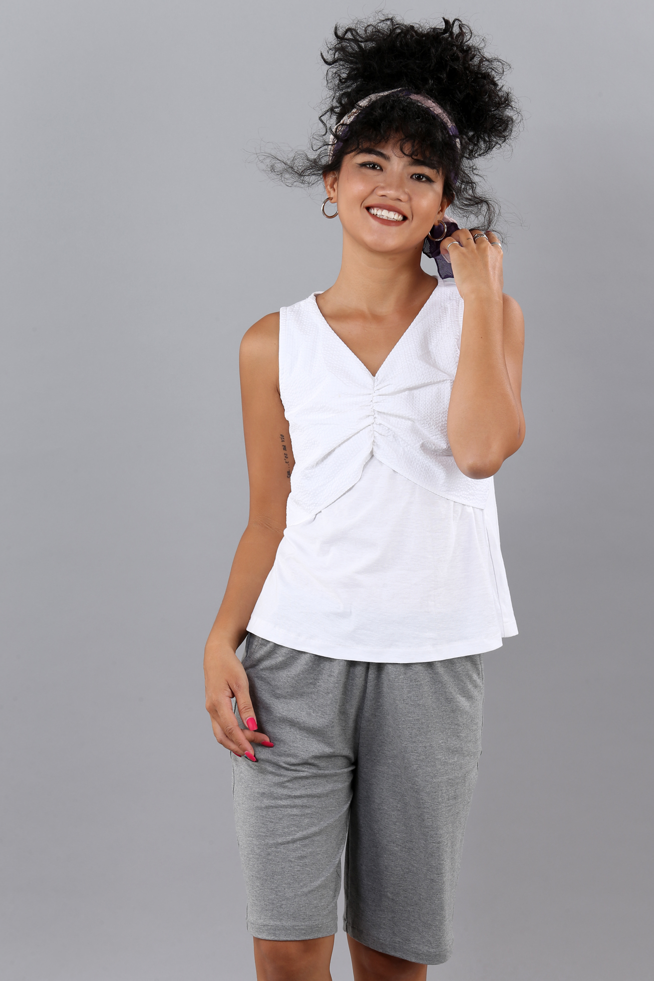 Bộ nơ ngực trắng