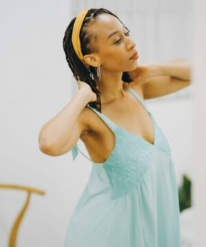 Đầm hai dây xanh ngọc phối ren hoa free size