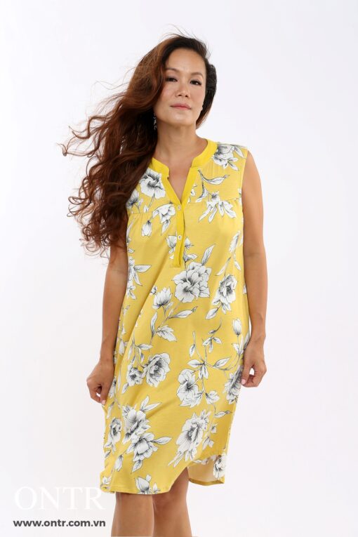 Đầm cổ trụ vàng hoa